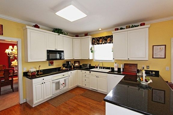 5th image of 4 Cathedral Ct