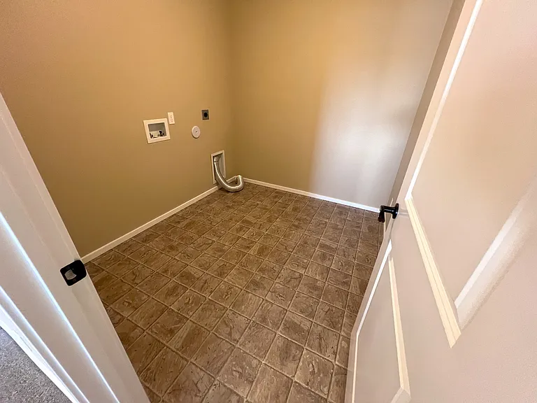 4605 W Magrath Dr — Photo 70