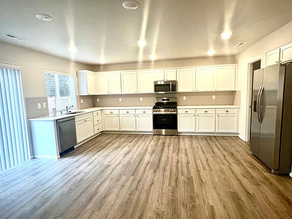 5th image of 19718 134th Avenue Ct E