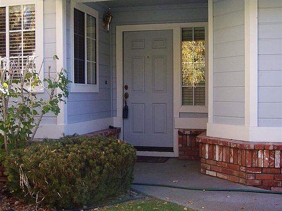 3rd image of 1765 Evergreen Ct