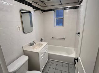 12 Hillside Ave APT 3J, Nutley, NJ 07110