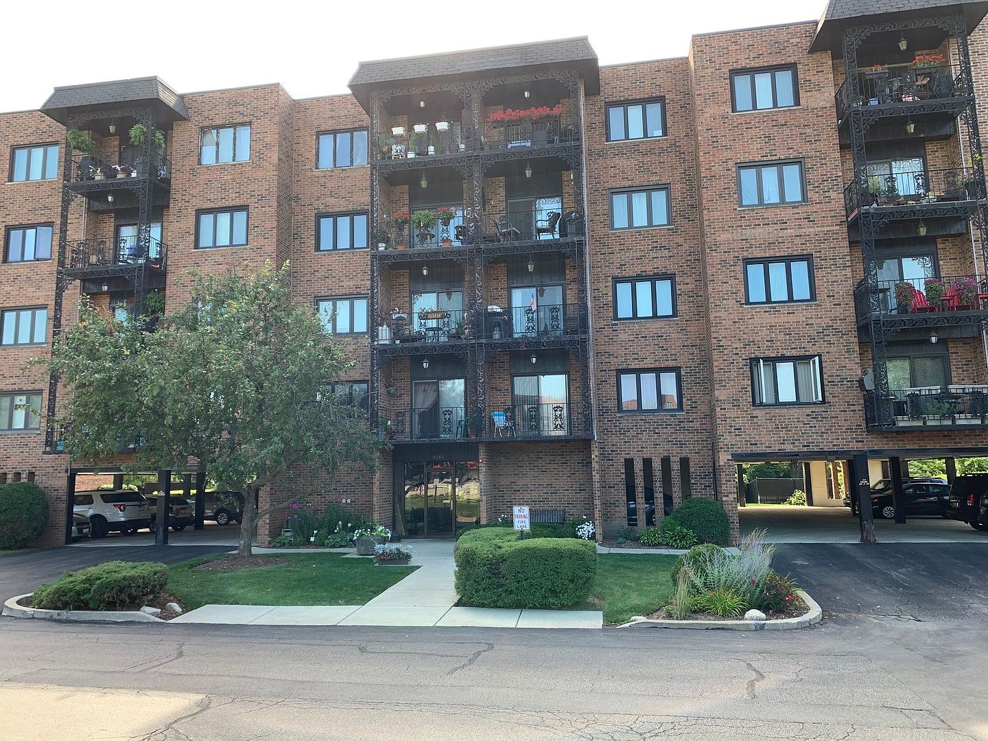 9382 Landings Ln UNIT 504, Des Plaines, IL 60016 Zillow