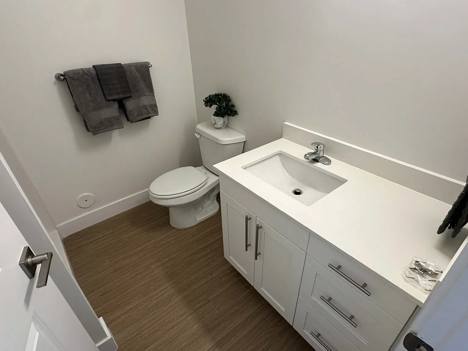 2085 N Main St — Photo 3