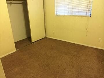 4th image of 587 Vance St