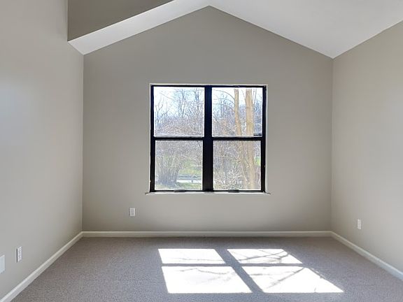5th image of 6709 Aintree Ct