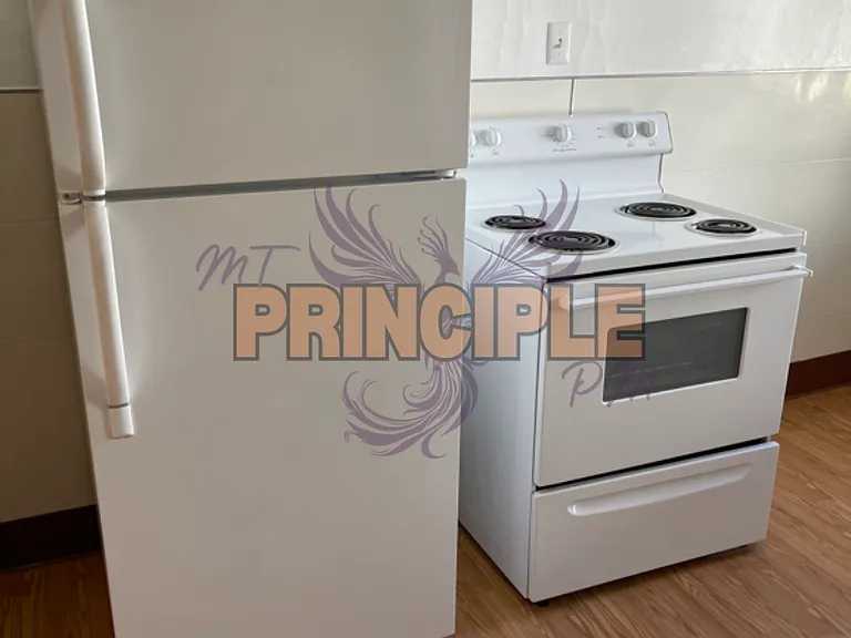 403-405 1/2 W Granite St — Photo 6