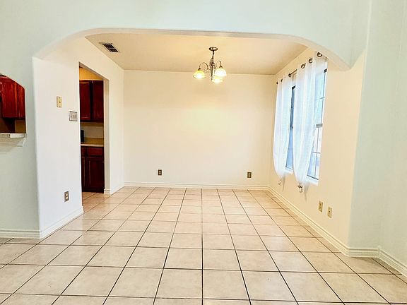 3rd image of 9802 Cantera Ct #108-A