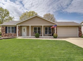 3 Kirkwood Ct, Saint Peters, MO 63376