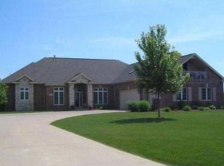 1925 12th St, Manistee, MI 49660