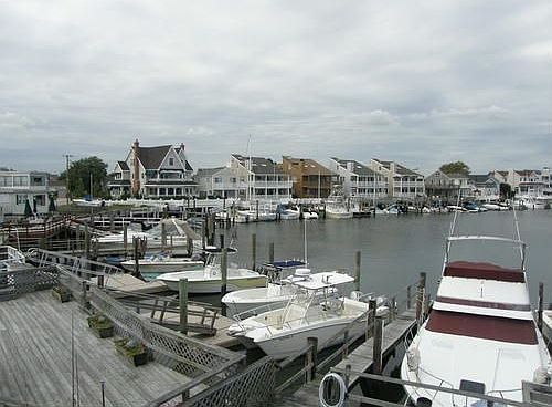1st image of 1704 Bay Ave
