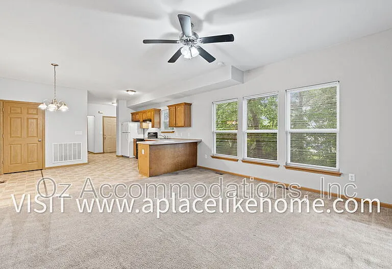 3300 N 103rd Pl — Photo 11