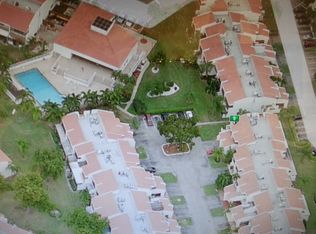 6463 Racquet Club Dr, Lauderhill, FL 33319