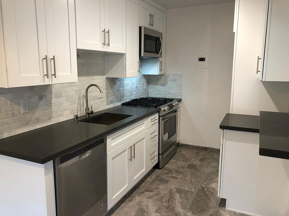 1st image of 1022 2nd St APT 17