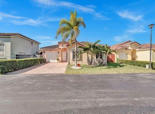 9102 SW 167th Ct, Miami, FL 33196