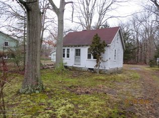 108 W 2nd St, Howell, NJ 07731