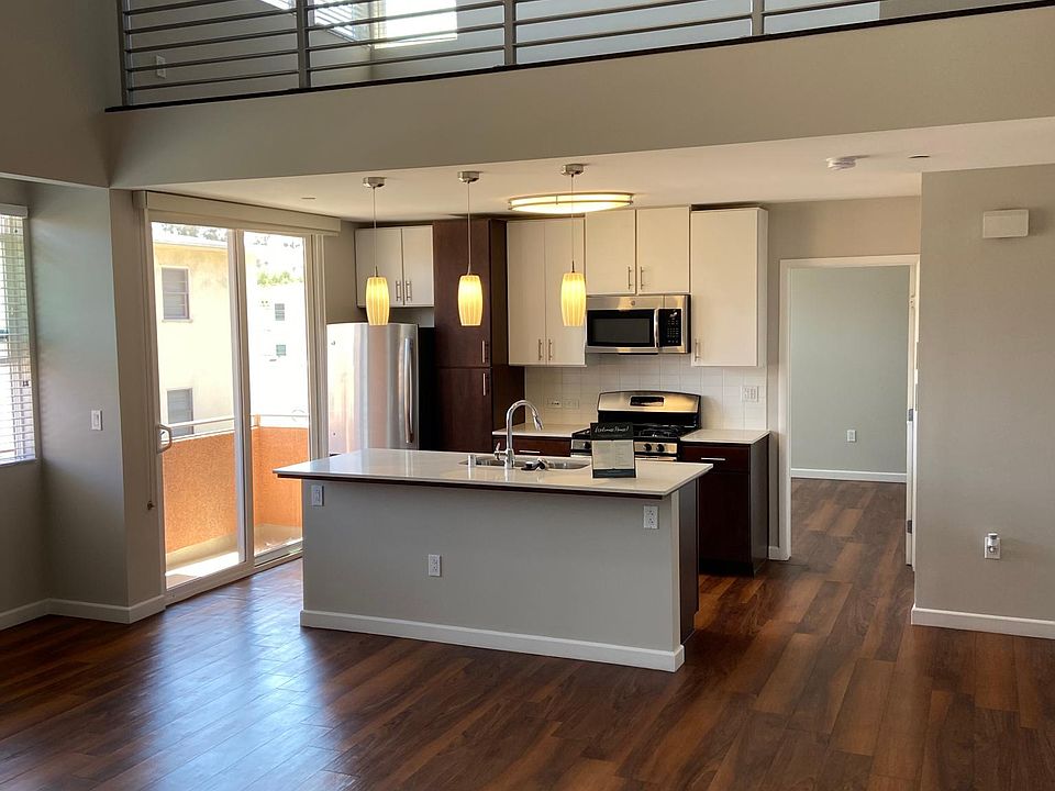1st image of 1729 Penmar Ave APT 2