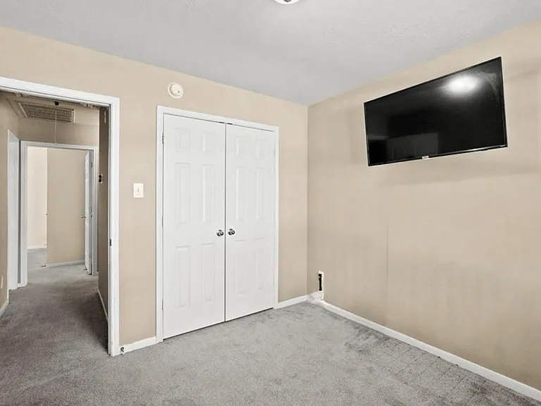 3106 Valley Ct — Photo 20