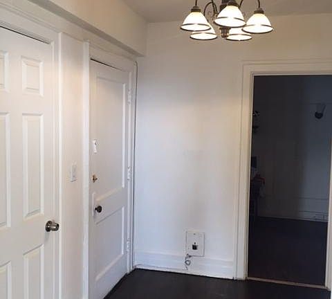 4th image of 25 E Palmer St #9372477f5