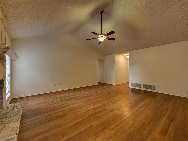 230 Cibolo Branch Dr — Photo 10