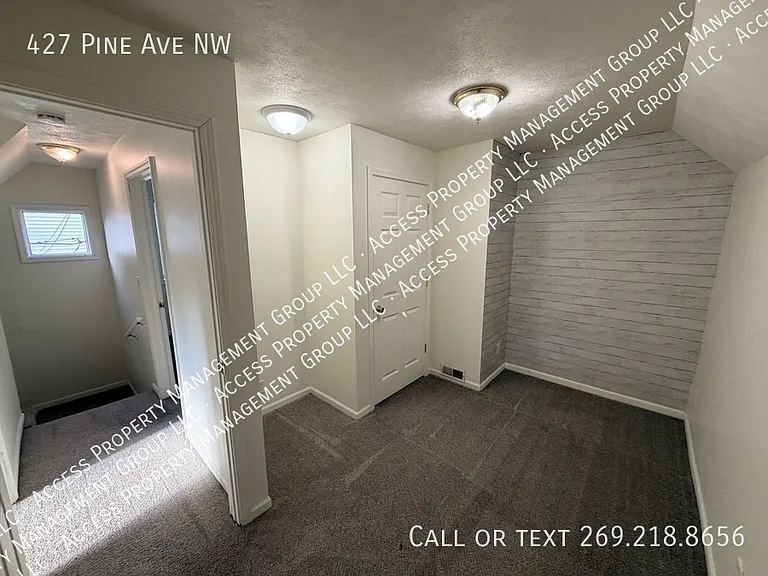 427 Pine Ave NW — Photo 21