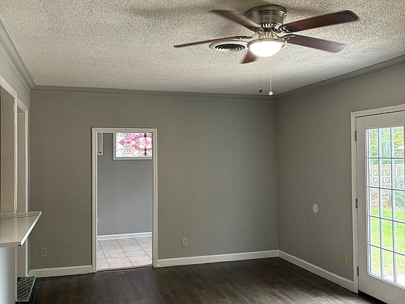 5th image of 1745 Myrna Ln