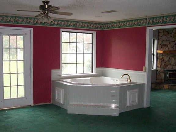 Whirlpool Tub