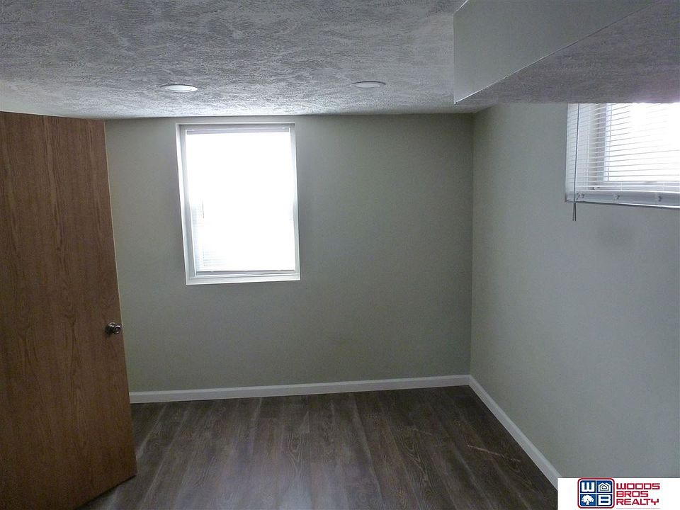 2nd image of 353 N 56th St