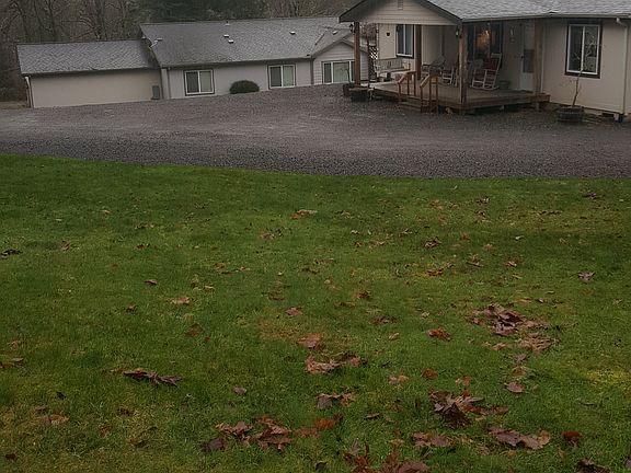 2nd image of 11 E Crows Nest Ct