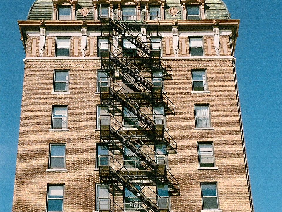 2nd image of 100 E Broadway St Ste 7