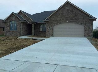 3564 Kingsgate Ct, Springfield, OH 45503