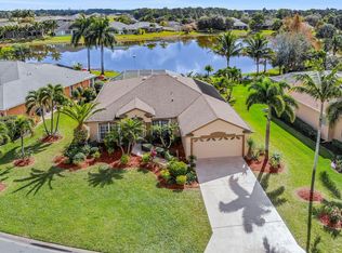 217 SW Whitewood Dr, Port Saint Lucie, FL 34953