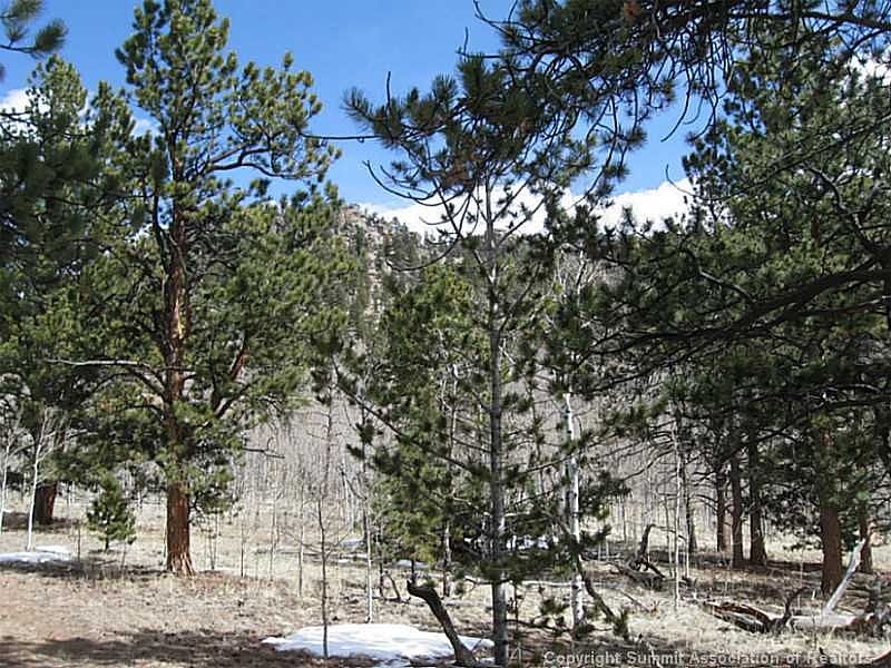 1st image of 235 Sugar Loaf Lane