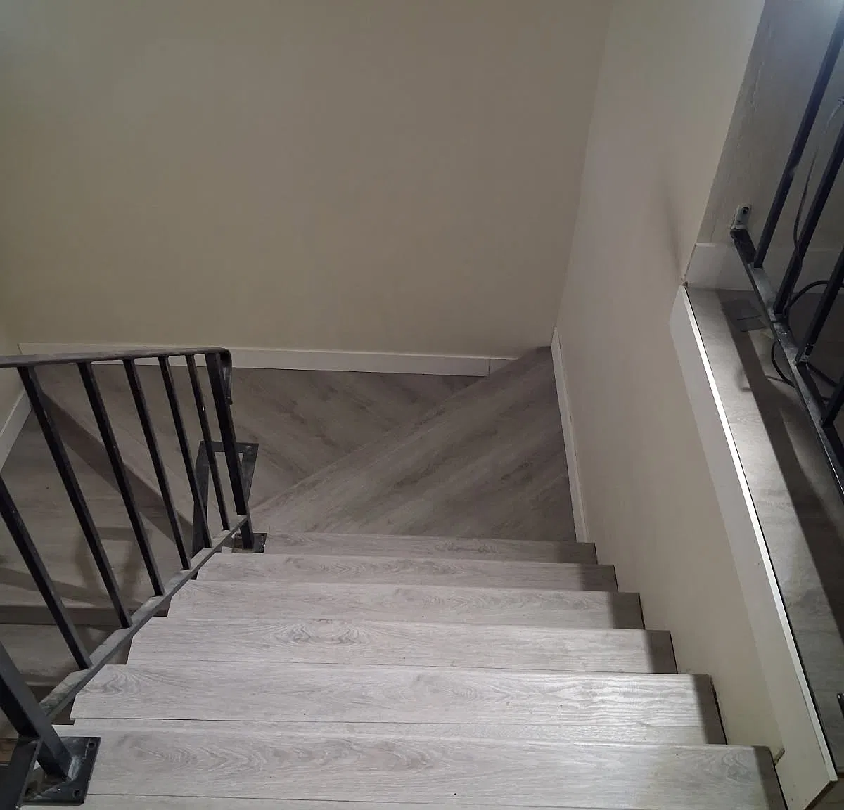 2 bed, 900 sqft, $2,150 — Photo 2