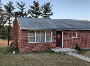 61 Lindbergh Dr, Palmyra, PA 17078