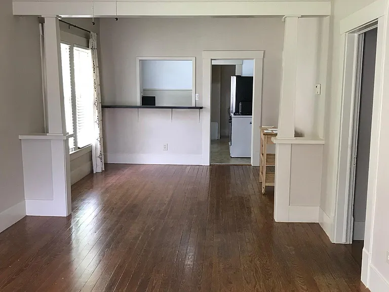 Living room/dining room with pass through to the kitchen