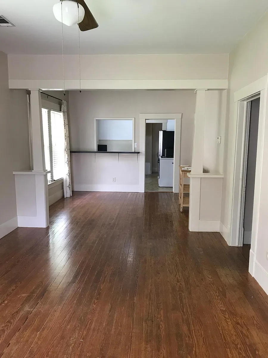 Living room/dining room with pass through to the kitchen - 1416 Oxford St