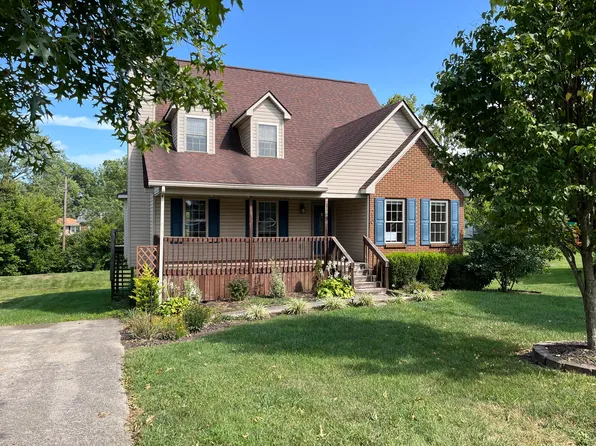 210 Beaumont Pl, Winchester, KY 40391