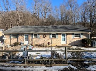 3130 Glenoak St SE, Roanoke, VA 24014