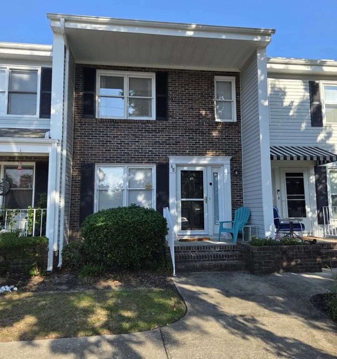 2 bed, 986 sqft, $1,500 — Photo 1