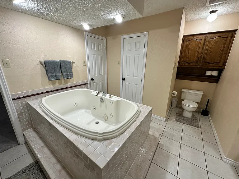 4821 S Country Club Rd — Photo 23