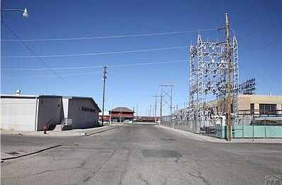 LOOKING NORTH (BEHIND SAFEWAY)