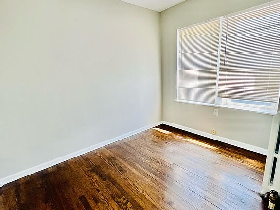 4th image of 4814 W Hutchinson St APT 2A