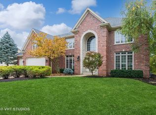 1632 Robert Ln, Naperville, IL 60564