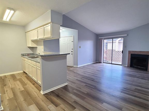 3rd image of 10101 S Gessner Rd APT 416