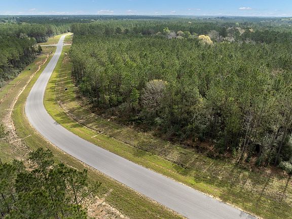 4th image of 16039 Forest Mill Rd