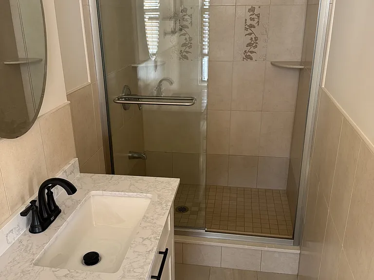 24-26 N Dean St #1 — Photo 2