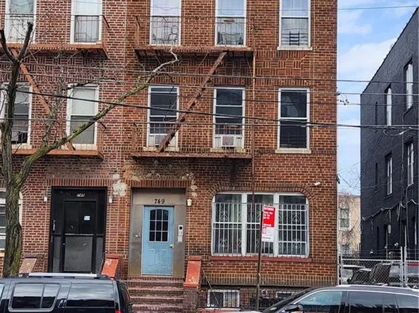 753 Pennsylvania Ave, Brooklyn, NY 11207