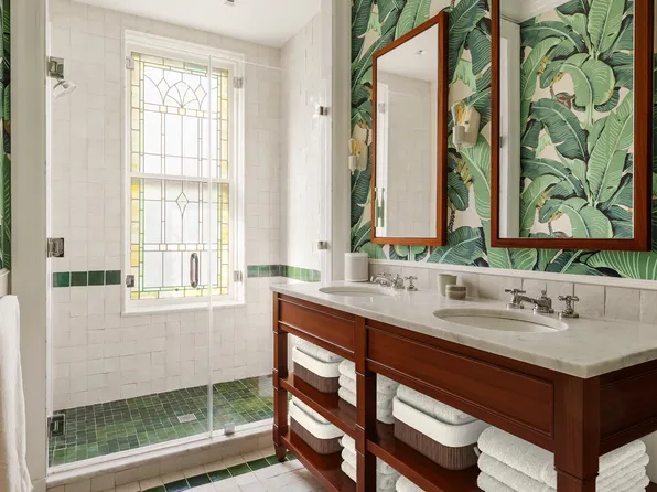 100 6th Avenue image 24 of 27