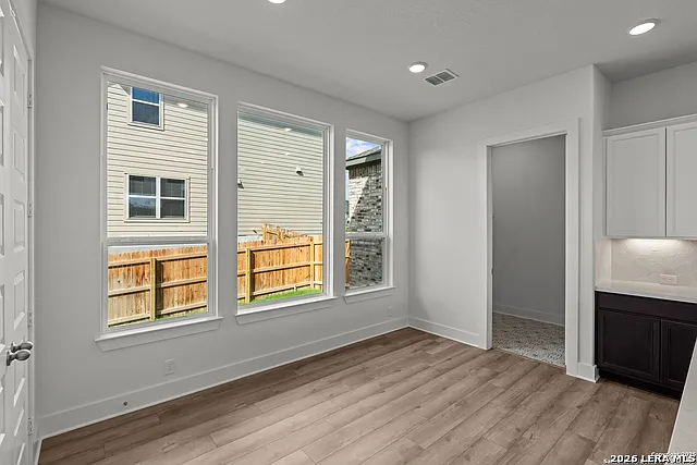 413 Hinsdale Run — Photo 9