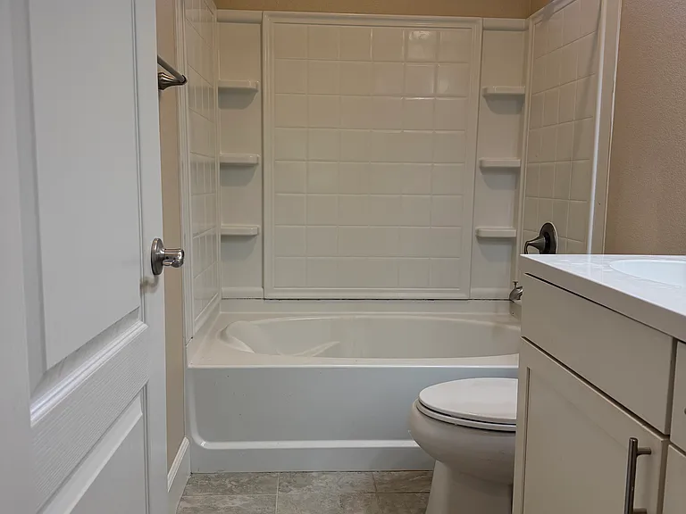 1639 Murasky Pl — Photo 39